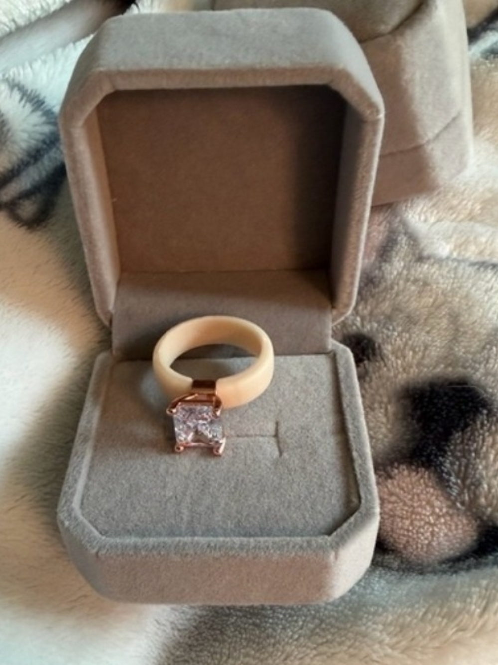 Cream Resin Ring with Rose Gold Square Stone Setting